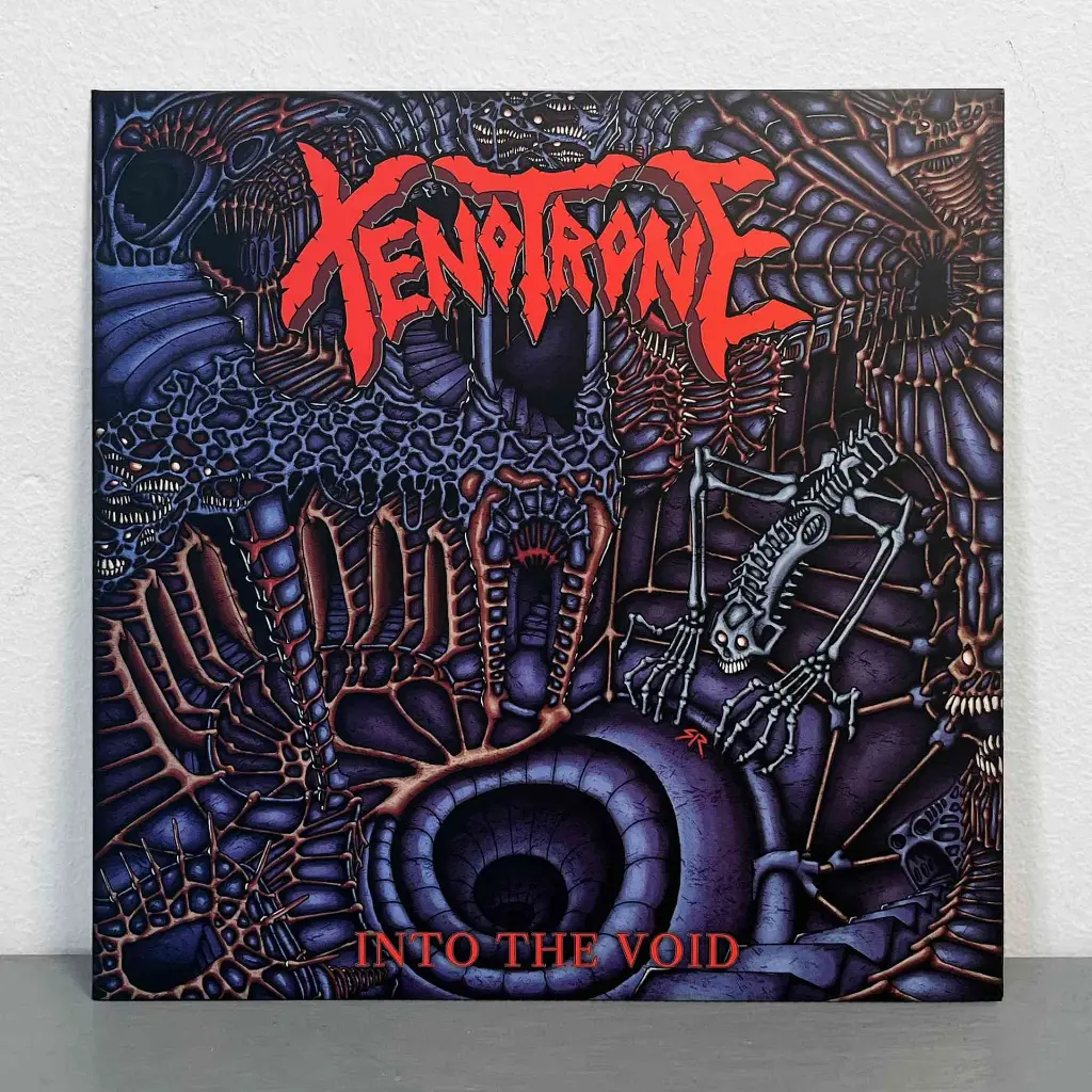 xenotrone-into-the-void-lp-gatefold-amethyst-vinyl-152903-1920x1920.webp