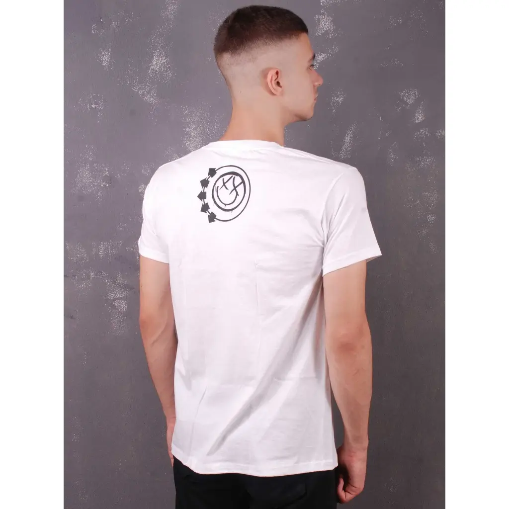 blink-182-blink-182-white-ts-back-1536-2048-0e5e357d-d328-11ea-8db1-1831bf4e2dbb-jpg-36813-jpg-56176-jpg-142242-1920x1920.webp
