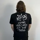asking-alexandria-key-grip-ts-back-1536-2048-b4030b3b-afad-11ea-8db0-1831bf4e2dbb-jpg-33327-jpg-52700-jpg-138775-1920x1920.webp