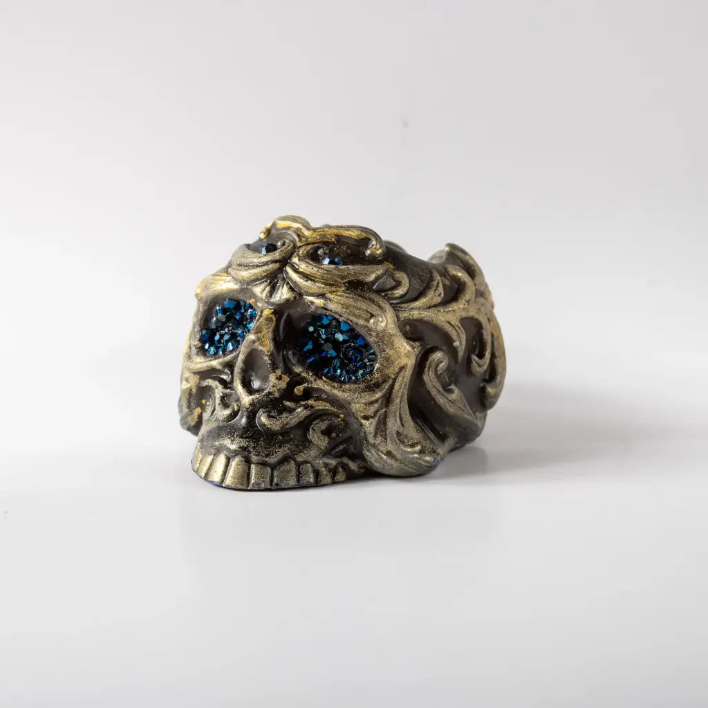 Гіпсове кашпо Череп середній зі стразами сірий