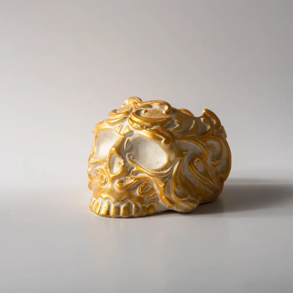 Гіпсове кашпо Череп середній з ефектом позолоти