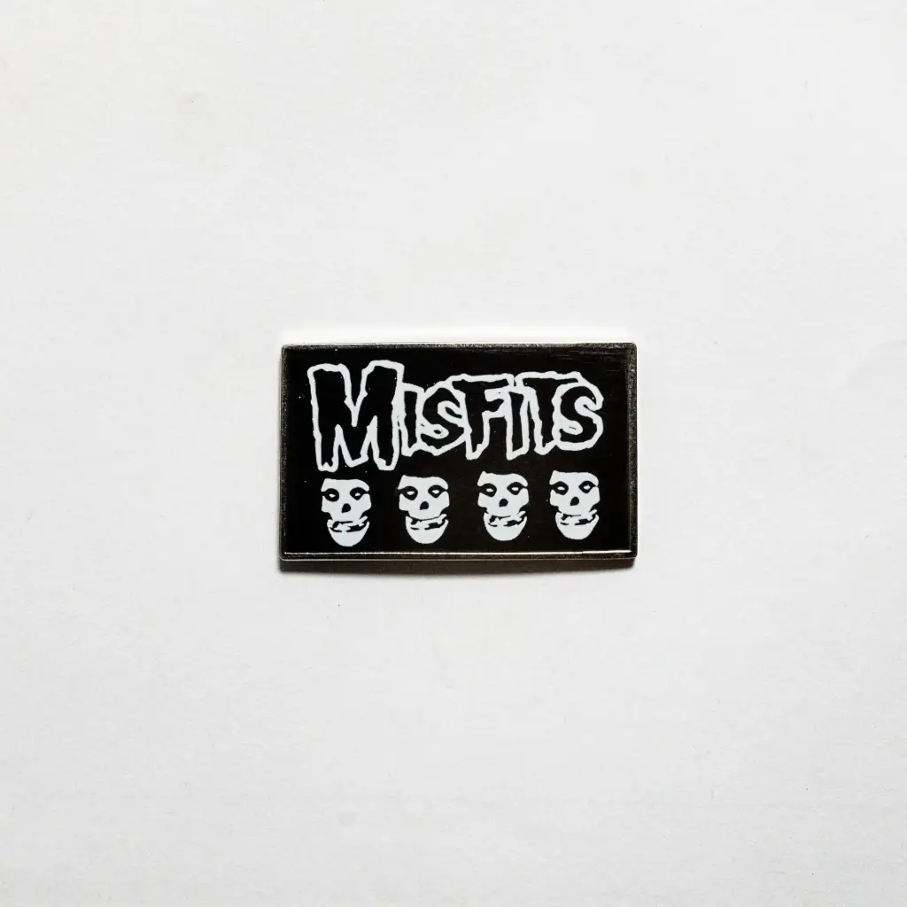 Пін Misfits Skull