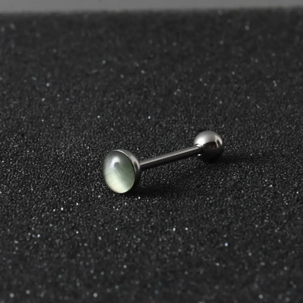 Пірсинг титановий штанга із зеленим каменем 14 G для язика