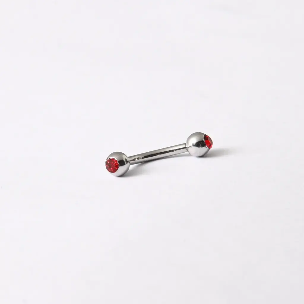 Пірсинг з медичної сталі мікробанан з червоним каменем 16 G для брови