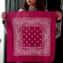 Бандана Коловорот Бута з малюнком "Турецький огірок" бордова