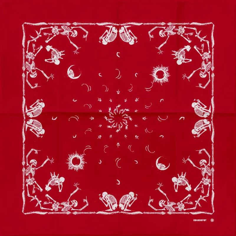 Бандана Коловорот Скелети та кістки червона