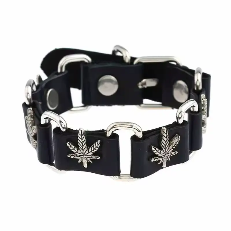 Шкіряний браслет з металевими вставками Листя - Leaves