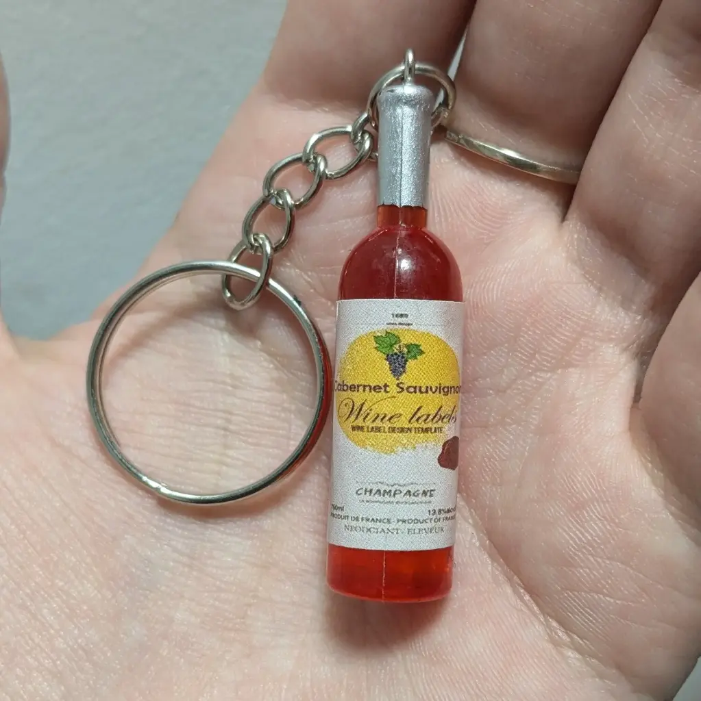 Брелок Bottle червоний