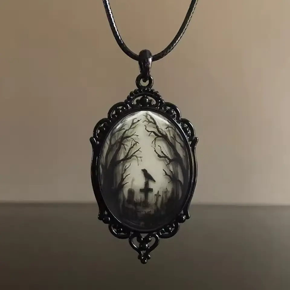 Кулон на мотузці готичний Чорний Ворон - Black Raven