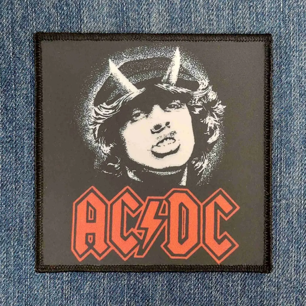 Нашивка AC/DC - Angus Young друкована