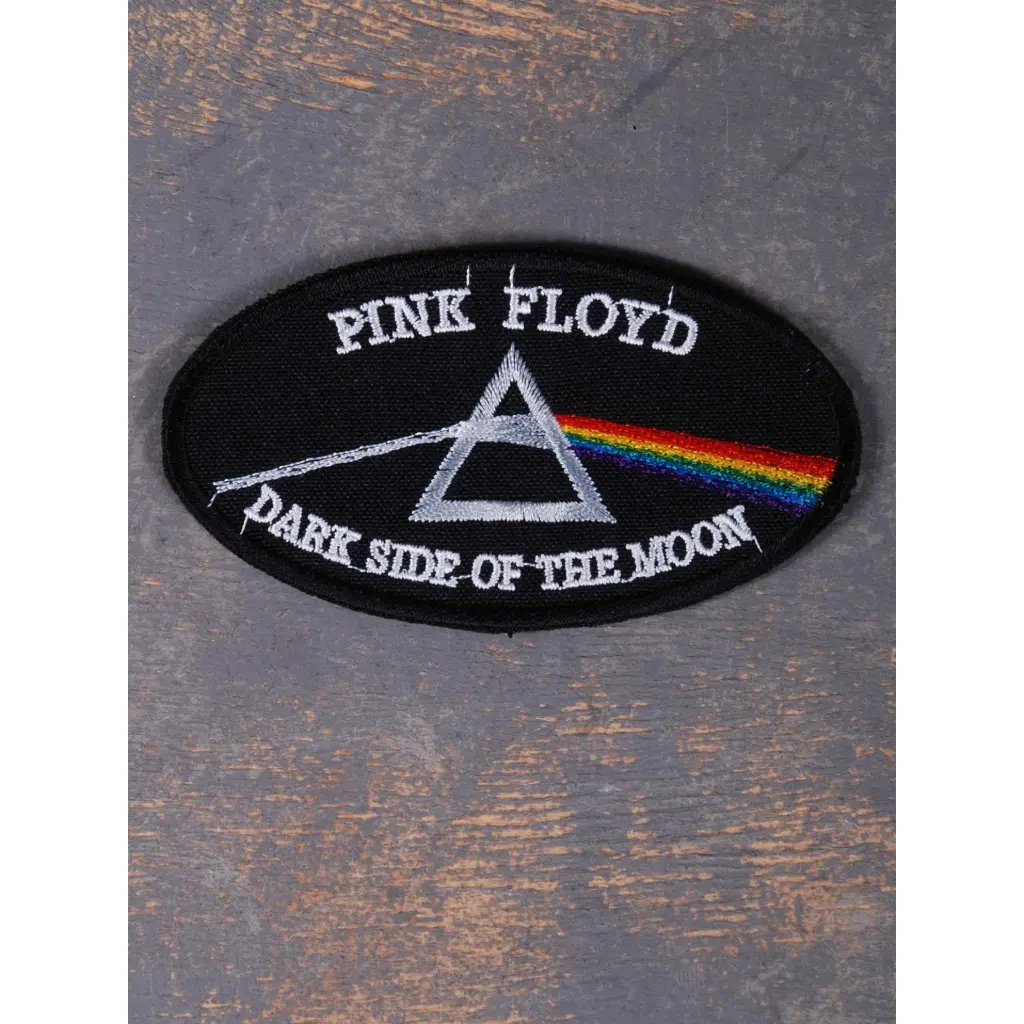 Нашивка Pink Floyd - The Dark Side Of The Moon вишита овал