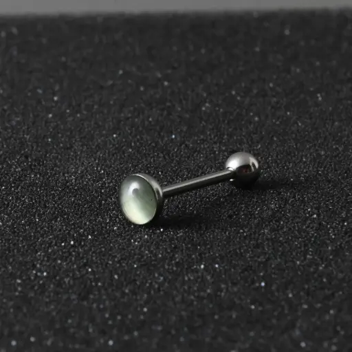[11104] Пірсинг титановий штанга із зеленим каменем 14 G для язика