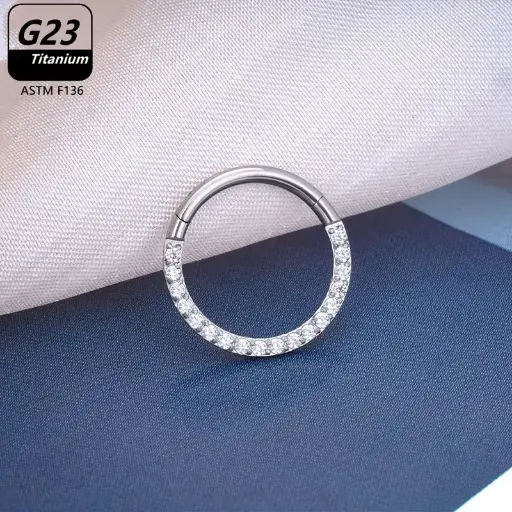 [12363] Пірсинг титановий кільце клікер з доріжкою каменів 16 G септум