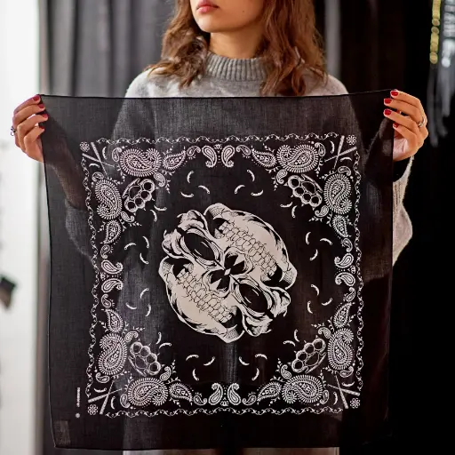 [132] Бандана Коловорот Гангстер з малюнком "Турецький огірок" чорна