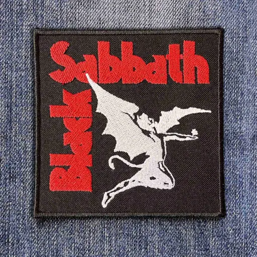 [205] Нашивка Black Sabbath Red Logo With Emblem вишита
